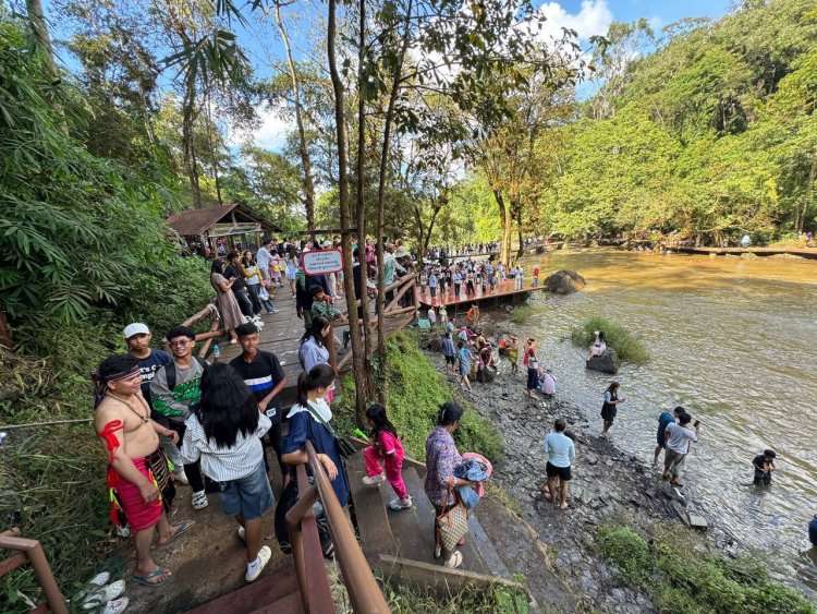 អុំទូក៣ថ្ងៃ ខេត្តមណ្ឌលគិរី ទាក់ទាញភ្ញៀវទេសចរ ជាង ៥ម៉ឺននាក់