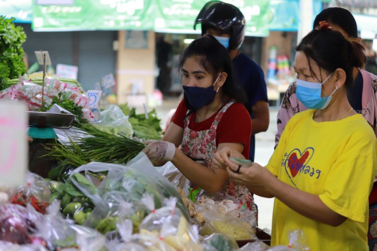 បំណុលគ្រួសារ​ថៃកើនដល់ ១០៤ ភាគរយ ធៀបនឹង GDP បង្កក្ដីបារម្ភដល់​កំណើនសេដ្ឋកិច្ច