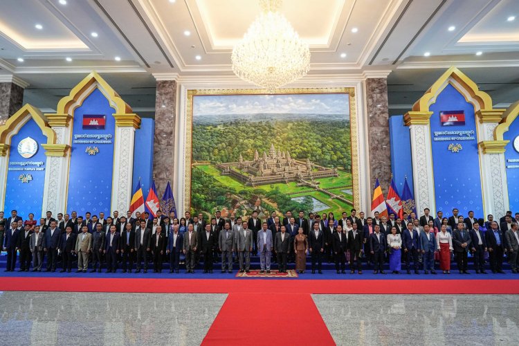 ការប្រឆាំងនយោបាយជ្រុលនិយមនៅតែជាប្រធានបទស្នូលក្នុងកិច្ចប្រជុំសម្ព័ន្ធគណបក្សនយោបាយ